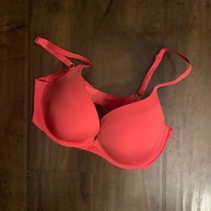 Victoria’s Secret Push-Up Bra | 36D